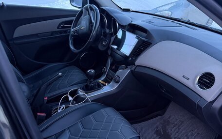 Chevrolet Cruze II, 2012 год, 650 000 рублей, 10 фотография