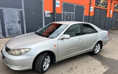 Toyota Camry V40, 2005 год, 950 000 рублей, 1 фотография
