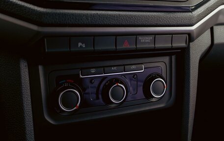 Volkswagen Amarok I рестайлинг, 2012 год, 1 695 000 рублей, 15 фотография