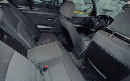 BMW 3 серия, 2005 год, 1 000 000 рублей, 17 фотография