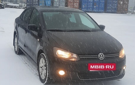Volkswagen Polo VI (EU Market), 2014 год, 530 000 рублей, 2 фотография