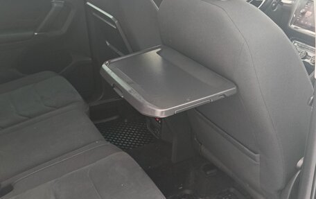 Volkswagen Tiguan II, 2017 год, 2 000 000 рублей, 7 фотография