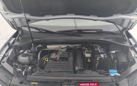 Volkswagen Tiguan II, 2017 год, 2 000 000 рублей, 6 фотография