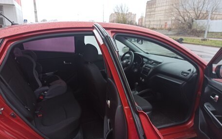KIA Rio III рестайлинг, 2013 год, 900 000 рублей, 12 фотография