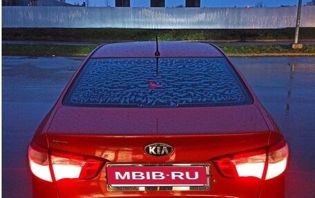 KIA Rio III рестайлинг, 2013 год, 900 000 рублей, 2 фотография
