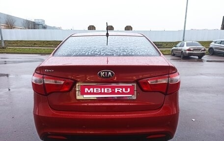KIA Rio III рестайлинг, 2013 год, 900 000 рублей, 6 фотография