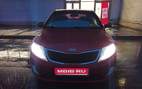 KIA Rio III рестайлинг, 2013 год, 900 000 рублей, 11 фотография