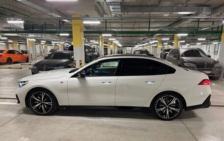 BMW 5 серия, 2024 год, 8 650 000 рублей, 7 фотография