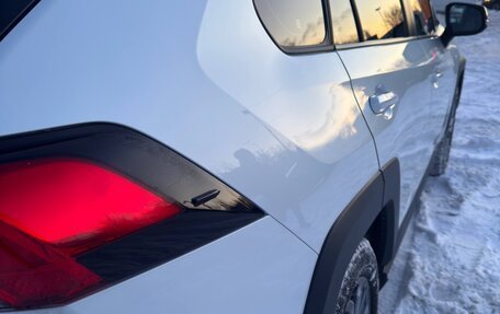 Toyota RAV4, 2024 год, 3 850 000 рублей, 4 фотография