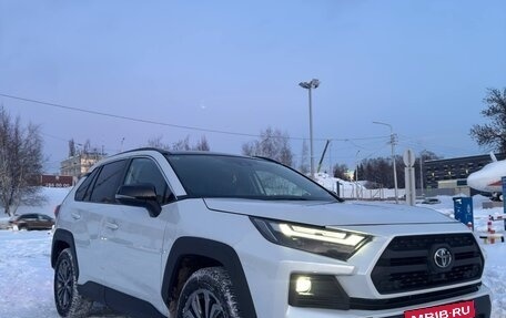 Toyota RAV4, 2024 год, 3 850 000 рублей, 16 фотография