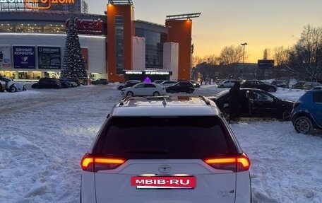 Toyota RAV4, 2024 год, 3 850 000 рублей, 18 фотография