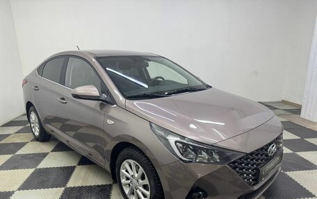 Hyundai Solaris II рестайлинг, 2021 год, 1 920 000 рублей, 3 фотография