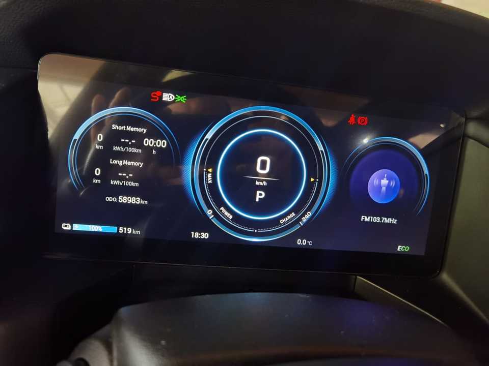 Mitsubishi Airtrek, 2008 год, 3 300 000 рублей, 1 фотография