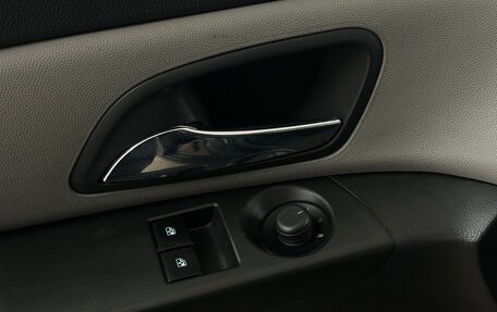 Chevrolet Cruze II, 2011 год, 635 000 рублей, 8 фотография