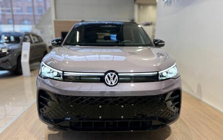 Volkswagen Tiguan, 2025 год, 5 099 000 рублей, 1 фотография