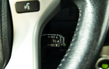 Toyota Land Cruiser Prado 150 рестайлинг 2, 2013 год, 2 899 777 рублей, 23 фотография