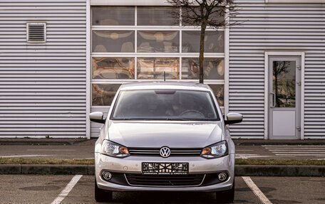 Volkswagen Polo VI (EU Market), 2015 год, 895 000 рублей, 2 фотография