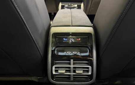 Volkswagen Tiguan, 2025 год, 5 099 000 рублей, 30 фотография