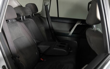 Toyota Land Cruiser Prado 150 рестайлинг 2, 2011 год, 2 620 000 рублей, 9 фотография