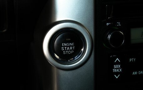 Toyota Land Cruiser Prado 150 рестайлинг 2, 2011 год, 2 620 000 рублей, 17 фотография