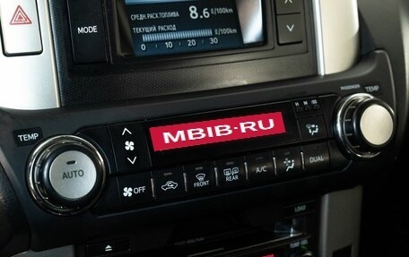 Toyota Land Cruiser Prado 150 рестайлинг 2, 2011 год, 2 620 000 рублей, 13 фотография