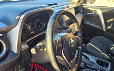 Toyota RAV4, 2018 год, 2 190 000 рублей, 26 фотография