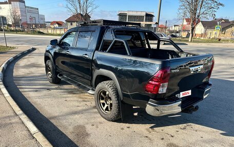 Toyota Hilux VIII, 2017 год, 3 650 000 рублей, 10 фотография