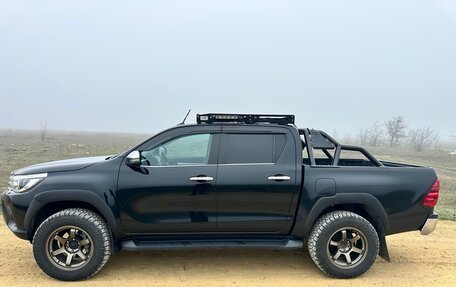 Toyota Hilux VIII, 2017 год, 3 650 000 рублей, 6 фотография