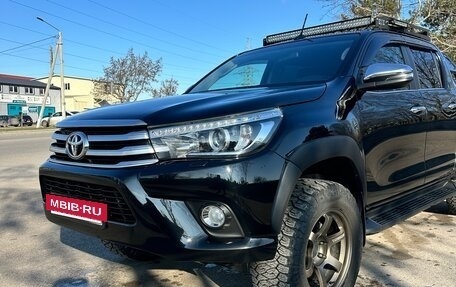 Toyota Hilux VIII, 2017 год, 3 650 000 рублей, 15 фотография