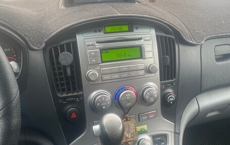 Hyundai Grand Starex Grand Starex I рестайлинг 2, 2014 год, 2 250 000 рублей, 5 фотография