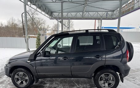 Chevrolet Niva I рестайлинг, 2018 год, 850 000 рублей, 6 фотография