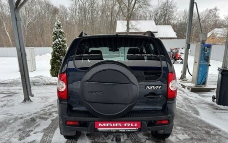 Chevrolet Niva I рестайлинг, 2018 год, 850 000 рублей, 7 фотография