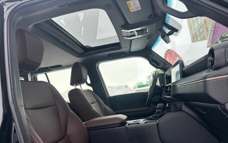 Toyota Land Cruiser Prado, 2025 год, 12 990 000 рублей, 25 фотография