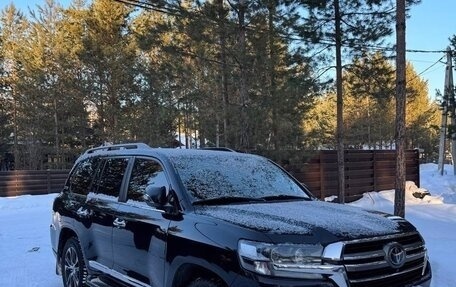 Toyota Land Cruiser 200, 2020 год, 7 950 000 рублей, 5 фотография