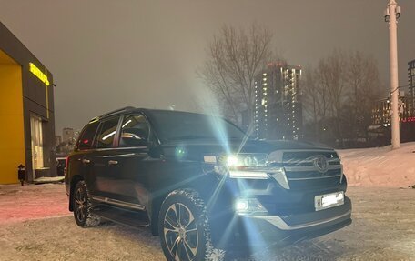 Toyota Land Cruiser 200, 2020 год, 7 950 000 рублей, 9 фотография