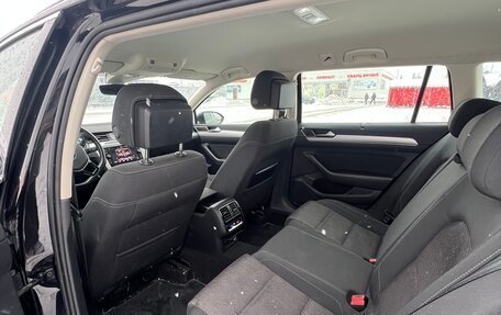 Volkswagen Passat B8 рестайлинг, 2019 год, 1 400 000 рублей, 9 фотография