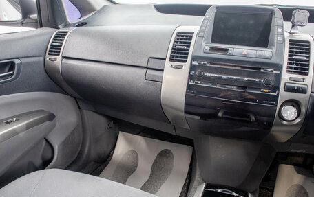 Toyota Prius, 2007 год, 679 000 рублей, 19 фотография