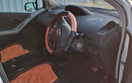 Toyota Vitz, 2010 год, 600 000 рублей, 4 фотография