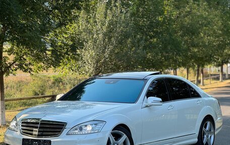 Mercedes-Benz S-Класс, 2011 год, 2 100 000 рублей, 2 фотография