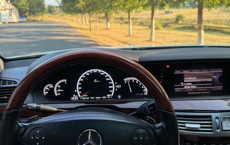 Mercedes-Benz S-Класс, 2011 год, 2 100 000 рублей, 8 фотография