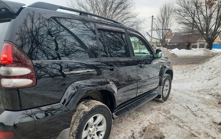 Toyota Land Cruiser Prado 120 рестайлинг, 2008 год, 2 300 000 рублей, 5 фотография