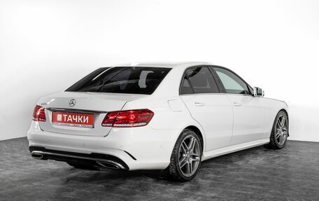 Mercedes-Benz E-Класс, 2015 год, 2 500 000 рублей, 3 фотография