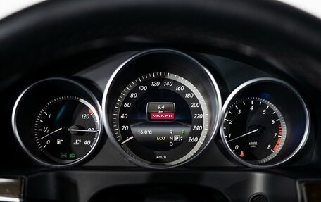 Mercedes-Benz E-Класс, 2015 год, 2 500 000 рублей, 10 фотография