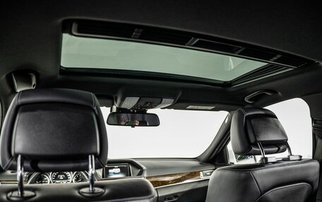 Mercedes-Benz E-Класс, 2015 год, 2 500 000 рублей, 18 фотография