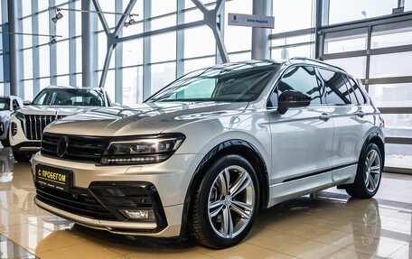Volkswagen Tiguan II, 2018 год, 3 150 000 рублей, 3 фотография