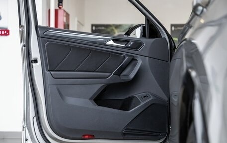 Volkswagen Tiguan II, 2018 год, 3 150 000 рублей, 12 фотография