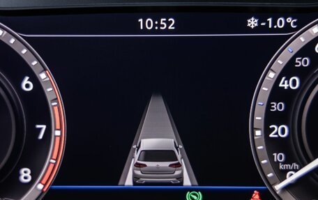 Volkswagen Tiguan II, 2018 год, 3 150 000 рублей, 21 фотография