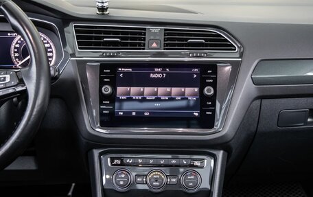 Volkswagen Tiguan II, 2018 год, 3 150 000 рублей, 23 фотография