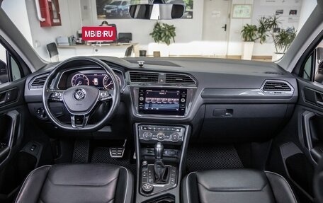 Volkswagen Tiguan II, 2018 год, 3 150 000 рублей, 22 фотография