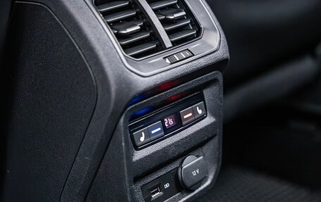 Volkswagen Tiguan II, 2018 год, 3 150 000 рублей, 35 фотография